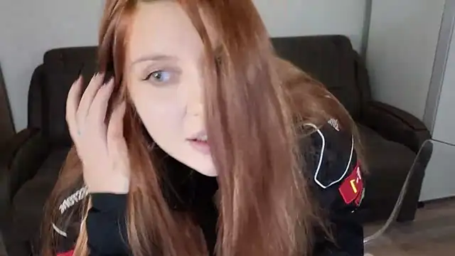 Snapshot of Anastelle chatting on November 21, 2025, 10:52 pm Anastelle online show from November 21, 2025, 10:52 pm