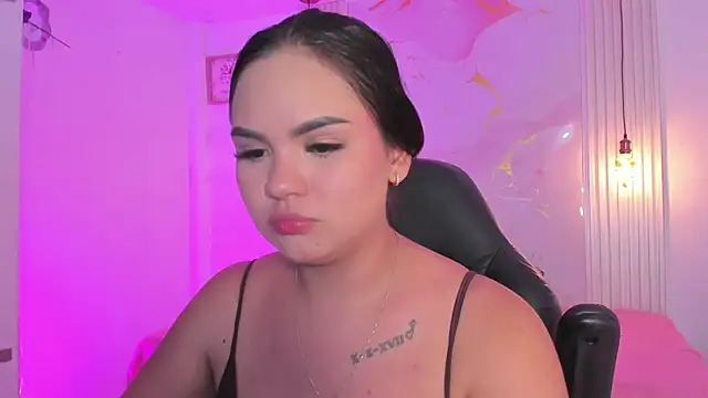 amber white15 online show from April 11, 2026, 8:18 am