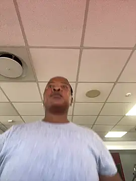 Snapshot of SweetCandy84 chatting on March 16, 2026, 10:08 am SweetCandy84 online show from March 16, 2026, 10:08 am