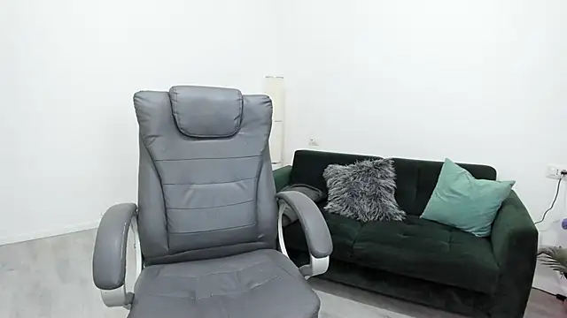 Snapshot of Arya_Anna chatting on January 9, 2026, 6:05 am Arya Anna online show from January 9, 2026, 6:05 am