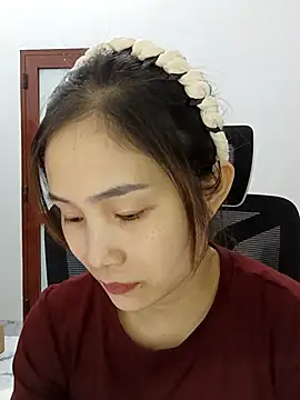 Pig pig11 online show from December 16, 2025, 12:32 pm