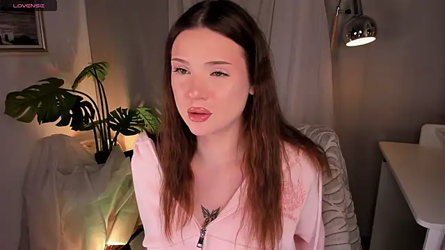 AustinClowerd online show from December 18, 2025, 7:14 am