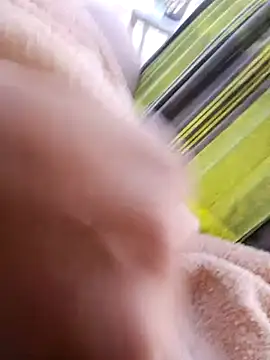 Snapshot of chrisxxc chatting on November 4, 2025, 4:17 pm chrisxxc online show from November 4, 2025, 4:17 pm