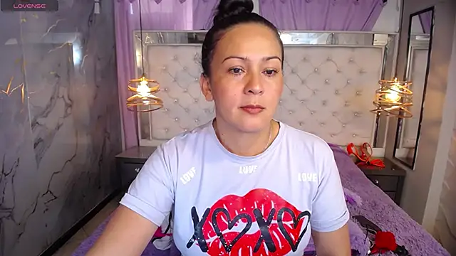 Melissa-roberts online show from November 27, 2025, 7:16 pm