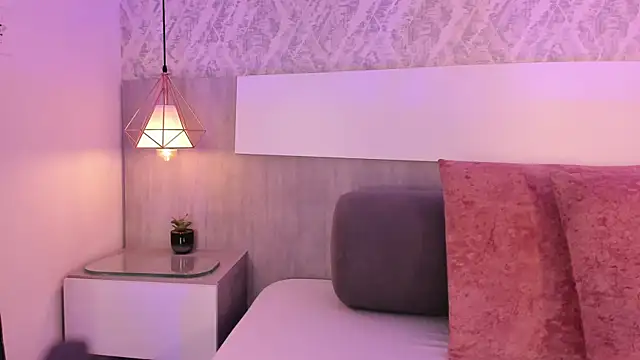 Snapshot of Vittoria__rossi chatting on June 30, 2026, 1:45 pm Vittoria rossi online show from June 30, 2026, 1:45 pm