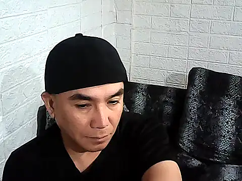 yourasiandesire69 online show from December 17, 2025, 11:05 am