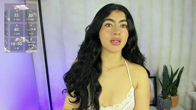 Snapshot of Emii_rous chatting on November 10, 2025, 2:43 am Emii rous online show from November 10, 2025, 2:43 am