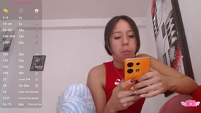 LunaaMorena online show from January 15, 2026, 1:16 pm