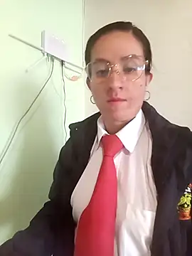 Snapshot of Valentina--1 chatting on November 10, 2025, 11:53 am Valentina--1 online show from November 10, 2025, 11:53 am