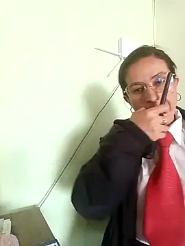 Snapshot of Valentina--1 chatting on November 22, 2025, 8:52 pm Valentina--1 online show from November 22, 2025, 8:52 pm