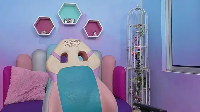 Sasha-Monroe online show from November 6, 2025, 11:26 pm