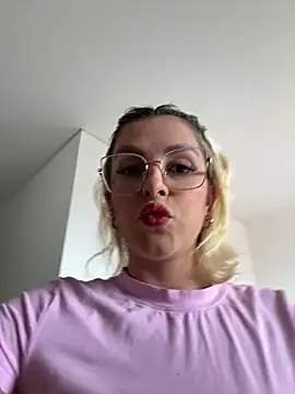 loremusis- online show from November 6, 2025, 7:37 pm