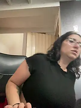 Kloe Novoa online show from February 3, 2026, 1:16 pm