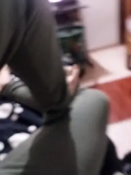 Snapshot of Andres__00 chatting on March 23, 2026, 2:04 am Andres 00 online show from March 23, 2026, 2:04 am