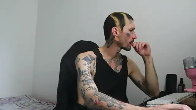 TokyoHatsumoto online show from March 14, 2026, 8:25 pm