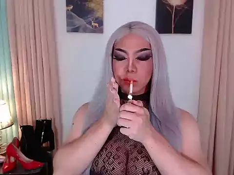  Danica Malibog  online show from November 1, 2025, 12:12 am