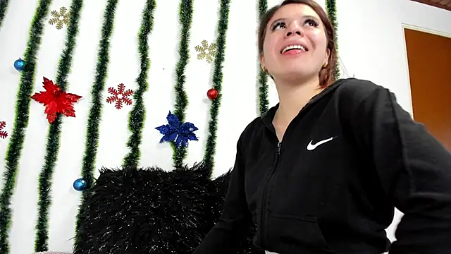 Vanessa Martinz online show from November 20, 2025, 12:16 pm