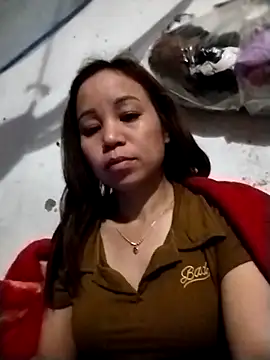 Gwen-n online show from November 17, 2025, 4:46 pm