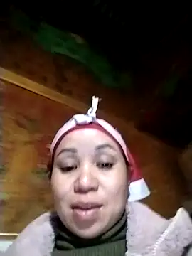 Gwen-n online show from December 21, 2025, 2:24 pm