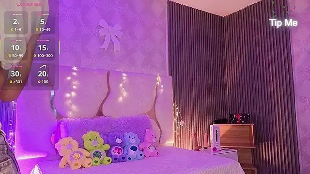 MAIILY TAY online show from January 15, 2026, 11:48 am