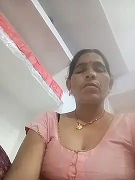 Indiangueen online show from November 3, 2025, 6:42 pm