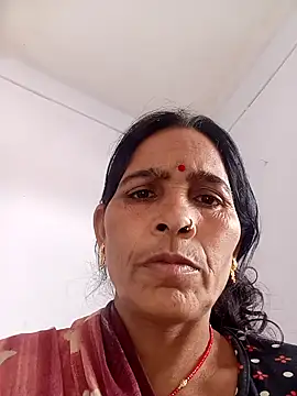 Indiangueen online show from November 18, 2025, 4:06 am