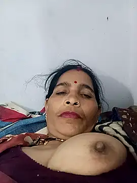 Indiangueen online show from November 26, 2025, 1:01 pm