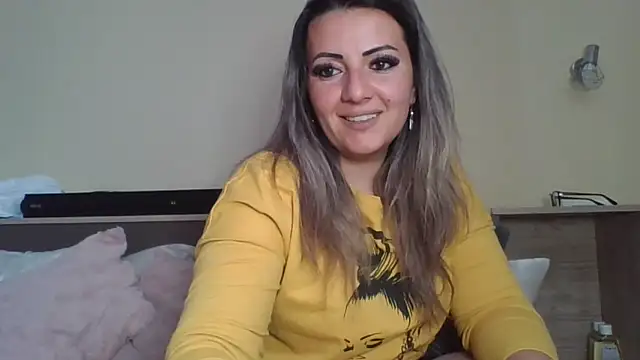 Gabrielaalialiali online show from May 3, 2026, 8:31 am