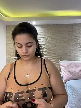 amellita-33 online show from July 9, 2026, 4:38 am