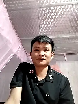 Snapshot of Wet_x chatting on October 31, 2025, 2:07 pm Wet x online show from October 31, 2025, 2:07 pm