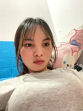 Snapshot of Tina_x chatting on November 14, 2025, 10:58 am Tina x online show from November 14, 2025, 10:58 am