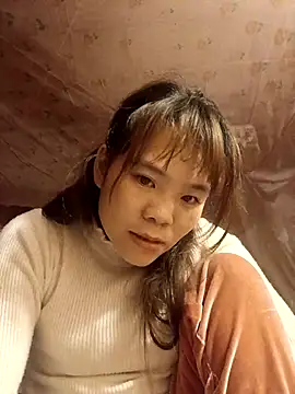 Snapshot of Bany_x chatting on December 15, 2025, 2:10 pm Bany x online show from December 15, 2025, 2:10 pm