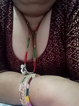 Snapshot of Best_couple2001 chatting on October 29, 2025, 3:36 pm Best couple2001 online show from October 29, 2025, 3:36 pm