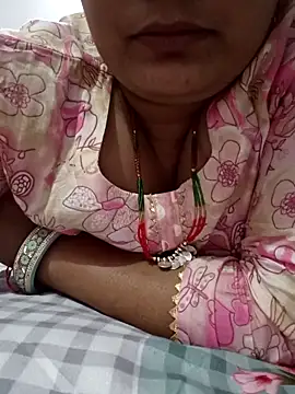 Snapshot of Best_couple2001 chatting on October 31, 2025, 7:09 am Best couple2001 online show from October 31, 2025, 7:09 am