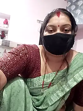 Snapshot of Best_couple2001 chatting on November 12, 2025, 6:58 am Best couple2001 online show from November 12, 2025, 6:58 am