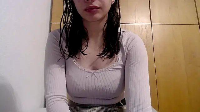 Snapshot of bellefleurrr chatting on November 16, 2025, 7:30 pm bellefleurrr online show from November 16, 2025, 7:30 pm