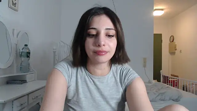 Snapshot of bellefleurrr chatting on June 28, 2026, 10:05 pm bellefleurrr online show from June 28, 2026, 10:05 pm
