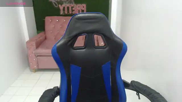 Snapshot of velvetvixen_t chatting on November 14, 2025, 7:23 pm velvetvixen t online show from November 14, 2025, 7:23 pm