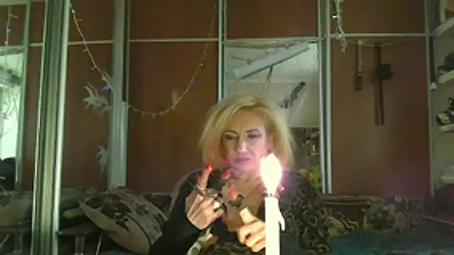 LilaniLoverx online show from February 15, 2026, 7:05 am