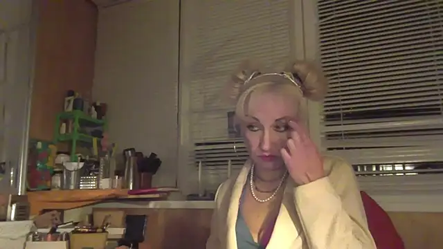 Snapshot of LilaniLoverx chatting on May 2, 2026, 9:09 pm LilaniLoverx online show from May 2, 2026, 9:09 pm