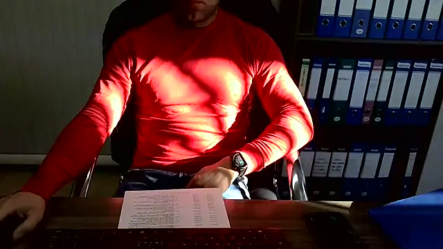 Snapshot of Evasionee chatting on March 17, 2026, 7:23 am Evasionee online show from March 17, 2026, 7:23 am