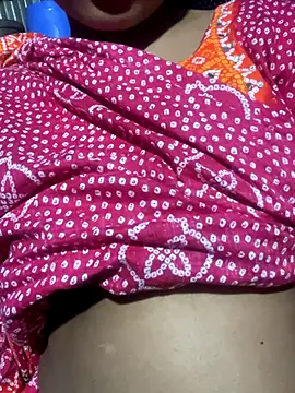 Snapshot of your_arinna03 chatting on October 24, 2025, 5:42 pm your arinna03 online show from October 24, 2025, 5:42 pm