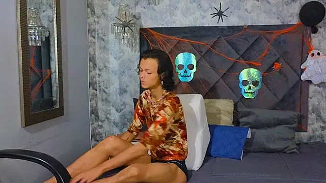 Indi rave online show from October 31, 2025, 12:50 pm