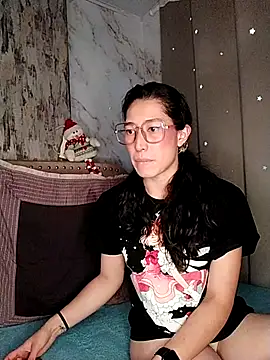 eva delight  online show from November 14, 2025, 11:42 am