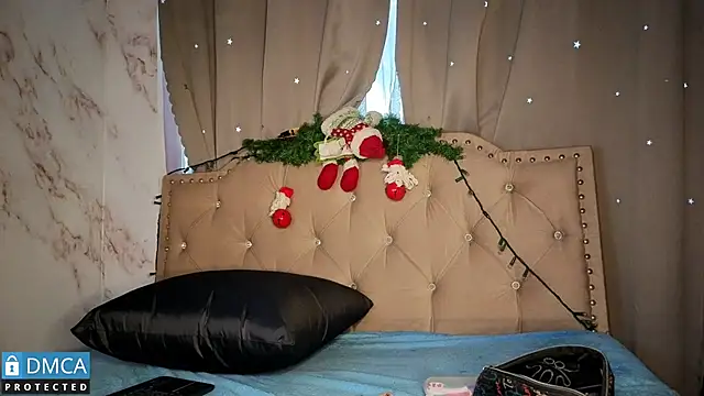 eva delight  online show from December 20, 2025, 11:06 am