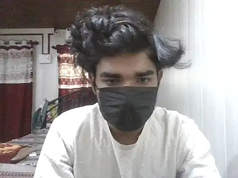 Snapshot of kriZ08 chatting on June 17, 2026, 9:45 am kriZ08 online show from June 17, 2026, 9:45 am
