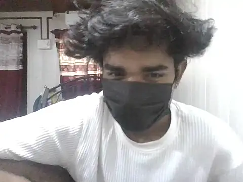 Snapshot of kriZ08 chatting on June 18, 2026, 11:14 am kriZ08 online show from June 18, 2026, 11:14 am