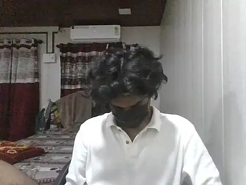 Snapshot of kriZ08 chatting on June 23, 2026, 2:26 pm kriZ08 online show from June 23, 2026, 2:26 pm