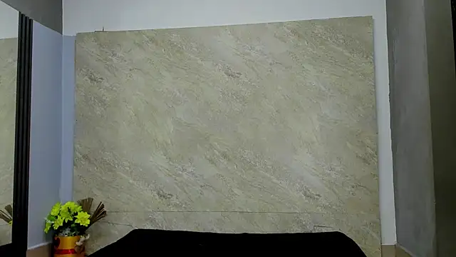 Sarahh-19 online show from November 15, 2025, 12:02 pm