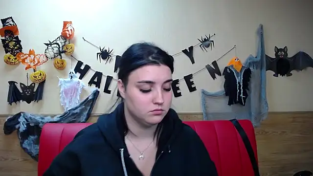 ScarletCargo online show from November 6, 2025, 5:58 pm